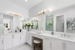 2589 Kingfisher Dr, Naples, FL 34112 - Photo 8
