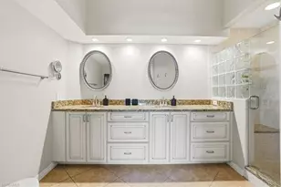 6829 Satinleaf Rd S, Naples, FL 34109 - Photo 20