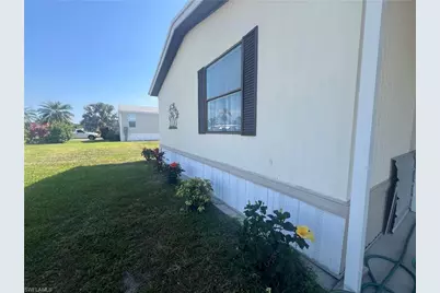 573 Cape Florida Ln, Naples, FL 34104 - Photo 28
