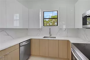2685 38th Ave SE, Naples, FL 34117 - Photo 12