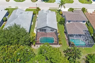 713 Crossfield Cir, Naples, FL 34104 - Photo 40