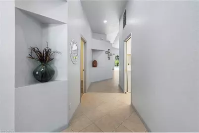 713 Crossfield Cir, Naples, FL 34104 - Photo 4