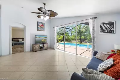713 Crossfield Cir, Naples, FL 34104 - Photo 8
