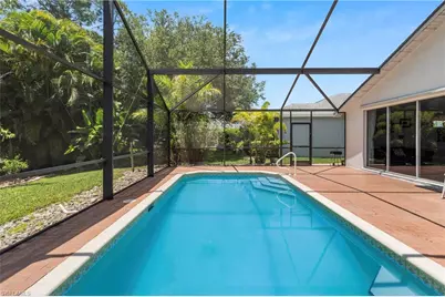 713 Crossfield Cir, Naples, FL 34104 - Photo 32