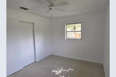 33 Broadway Cir, Fort Myers, FL 33901 - Photo 6
