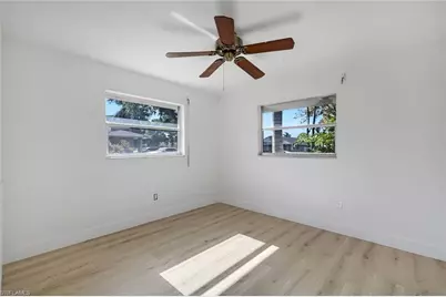 6302 Hofstra Ct W, Fort Myers, FL 33919 - Photo 22