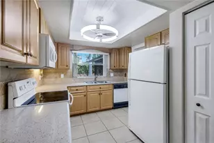 6302 Hofstra Ct W, Fort Myers, FL 33919 - Photo 10