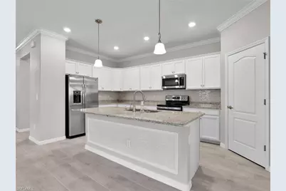 19527 Utopia Ln, Estero, FL 33928 - Photo 8