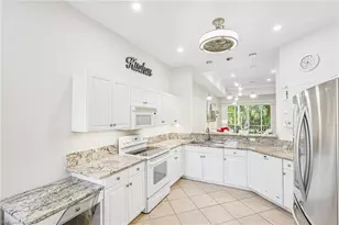 7859 Sanctuary Cir, Naples, FL 34104 - Photo 8