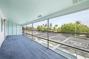 1376 Chesapeake Ave, Naples, FL 34102 - Photo 12