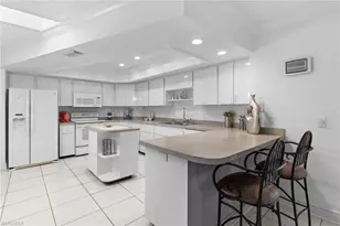 1020 28th Ave N, Naples, FL 34103 - Photo 18
