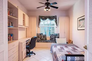 570 Club Marco Cir, Marco Island, FL 34145 - Photo 8