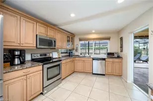 216 Willoughby Dr, Naples, FL 34110 - Photo 8