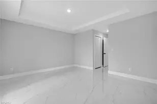 818 Portland St E, Lehigh Acres, FL 33974 - Photo 10
