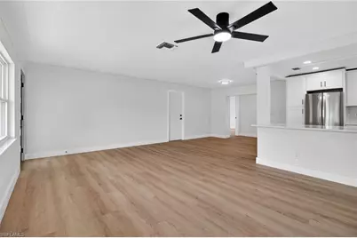2897 66th Way N, Saint Petersburg, FL 33710 - Photo 6