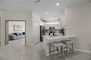 20531 Hazelnut Ct S, Lehigh Acres, FL 33936 - Photo 4