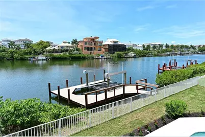 219 Bayfront Dr, Bonita Springs, FL 34134 - Photo 38