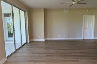 93 Silver Oaks Cir, Naples, FL 34119 - Photo 28