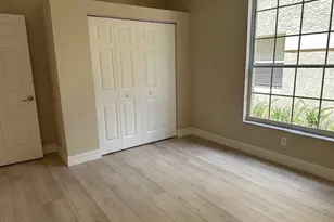 93 Silver Oaks Cir, Naples, FL 34119 - Photo 6