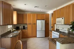 3730 Montreux Ln, Naples, FL 34114 - Photo 6