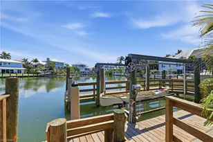 1748 Jewel Box Dr, Sanibel, FL 33957 - Photo 4