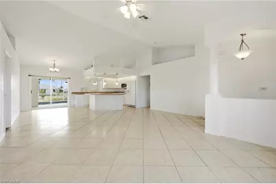 2017 NE 5th Pl, Cape Coral, FL 33909 - Photo 10