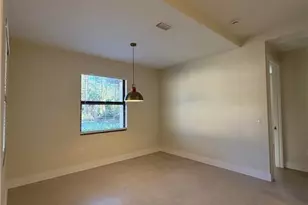 538 37th Ave NE, Naples, FL 34120 - Photo 8