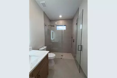 538 37th Ave NE, Naples, FL 34120 - Photo 10
