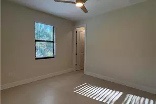 538 37th Ave NE, Naples, FL 34120 - Photo 12