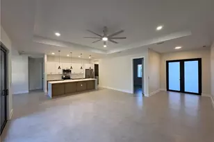 538 37th Ave NE, Naples, FL 34120 - Photo 2