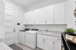 8849 Yucatan Ct, Naples, FL 34112 - Photo 16