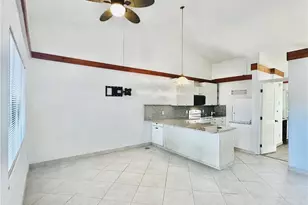 826 Wiggins Pass Rd, Naples, FL 34110 - Photo 6