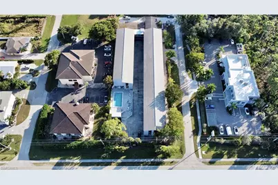 826 Wiggins Pass Rd #302, Naples, FL 34110 - Photo 20