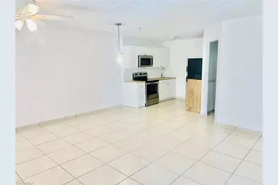 826 Wiggins Pass Rd #201, Naples, FL 34110 - Photo 4
