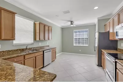 2391 Heydon Cir E, Naples, FL 34120 - Photo 8