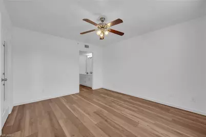 3250 Cypress Glen Way #423, Naples, FL 34109 - Photo 6