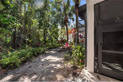 3310 Europa Dr #33, Naples, FL 34105 - Photo 30