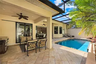1243 Briarwood Ct, Naples, FL 34104 - Photo 16