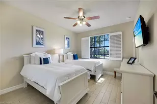 1243 Briarwood Ct, Naples, FL 34104 - Photo 14