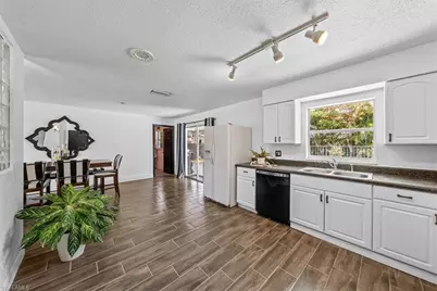4027 Mindi Ave, Naples, FL 34112 - Photo 20
