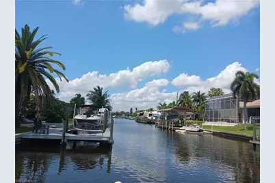 2727 SE 24th Pl, Cape Coral, FL 33904 - Photo 24