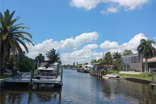 2727 SE 24th Pl, Cape Coral, FL 33904 - Photo 24
