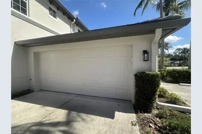 2004 Tarpon Bay Dr N #201, Naples, FL 34119 - Photo 4
