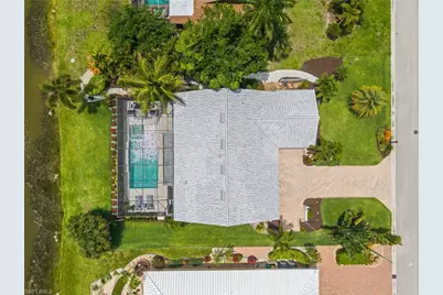 214 Torrey Pines Pt, Naples, FL 34113 - Photo 16