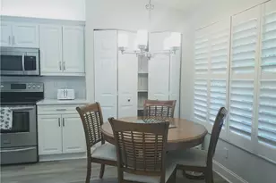 386 Emerald Bay Cir, Naples, FL 34110 - Photo 10