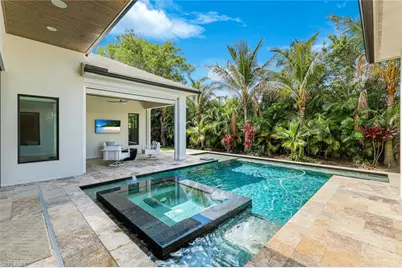 760 Park Shore Dr, Naples, FL 34103 - Photo 32