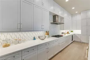 760 Park Shore Dr, Naples, FL 34103 - Photo 14
