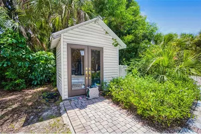 2727 66th St SW, Naples, FL 34105 - Photo 32