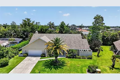 2278 Royal Ln, Naples, FL 34112 - Photo 2