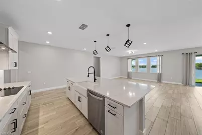 2038 Grove Dr, Naples, FL 34120 - Photo 10